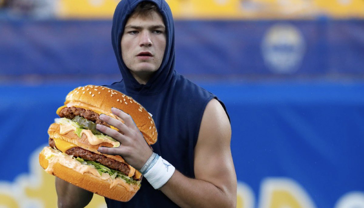 A former teammate of UNC QB Drake Maye said before one game Maye ate 40 McNuggets and 5 Big Macs in the locker room and still went out and threw for 4 Td’s and 350 yards. He says it was the most impressive thing he’s ever seen a college athlete do.