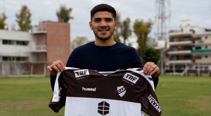ArtetaBreinner's tweet photo. El argentino Nicolás Mauricio Zalazar Hanuch es el defensa que quiere el Junior de Barranquilla para suplir la baja por lesión de Rafael Enrique Pérez Almeida. Internacional Sub20 con Argentina. Jugó en San Lorenzo de Almagro y otros clubes de su país, Bursaspor KD y CD Ñublense. https://t.co/ftZJjy1eww