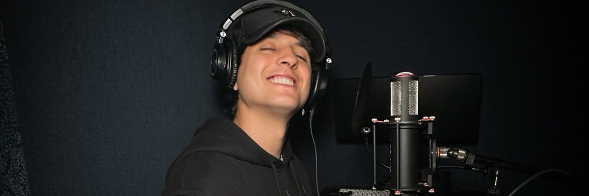 velezxtriplet's tweet photo. 🧵 Abro hilo demostrando por qué Christopher Vélez va a ser el próximo artista solista revelación. https://t.co/nu3lUaNPuH