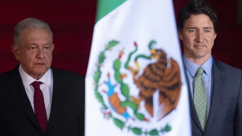 AnaIsabelZepeda's tweet photo. ⚠️Último momento: a partir de mañana los mexicanos que deseen visitar Canadá tendrán que solicitar una visa de turista que le garantice al gobierno canadiense que la persona no tiene la intensión de quedarse en el país de forma ilegal, anunció el primer ministro Justin Trudeau. https://t.co/U4SA378Z4e