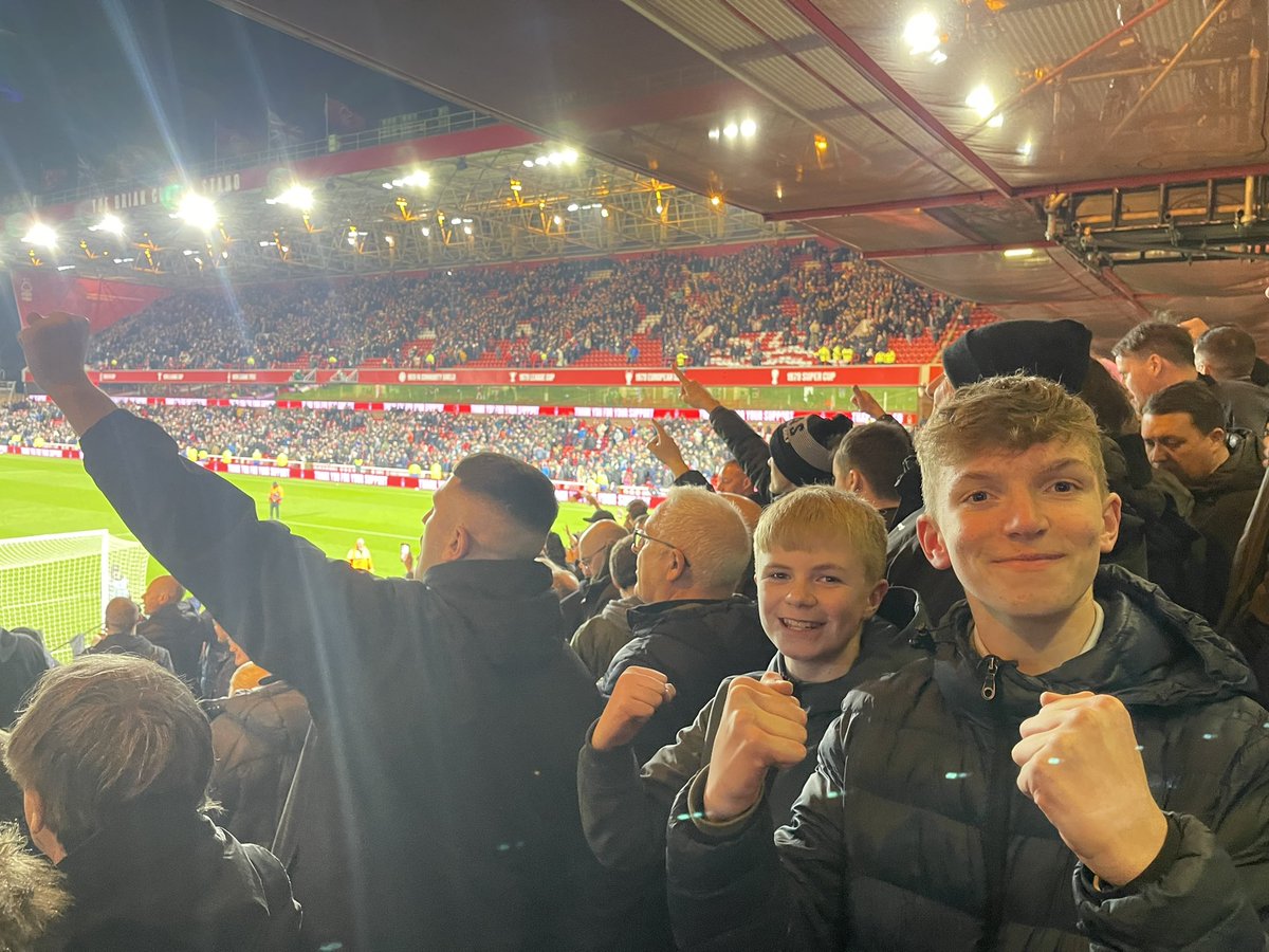 omski99's tweet photo. Forest (a) #mufc https://t.co/jdgmqJAbe2