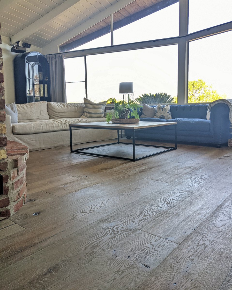 🌳 Bring nature indoors and boost your home's value with hardwood floors. The organic beauty of hardwood not only adds warmth but also appeals to eco-conscious buyers. 🌿🏠 #NaturalAppeal #HardwoodCharm #cqfloors