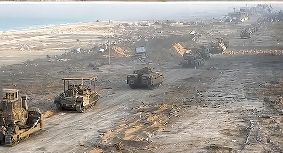 Geopizzza's tweet photo. A cada hora, 6 crianças morrem em Gaza e 1 perde um membro do seu corpo.

📷 Avenida A-Rashid, Gaza
2022 | 2024 https://t.co/gUHY2MUD0r