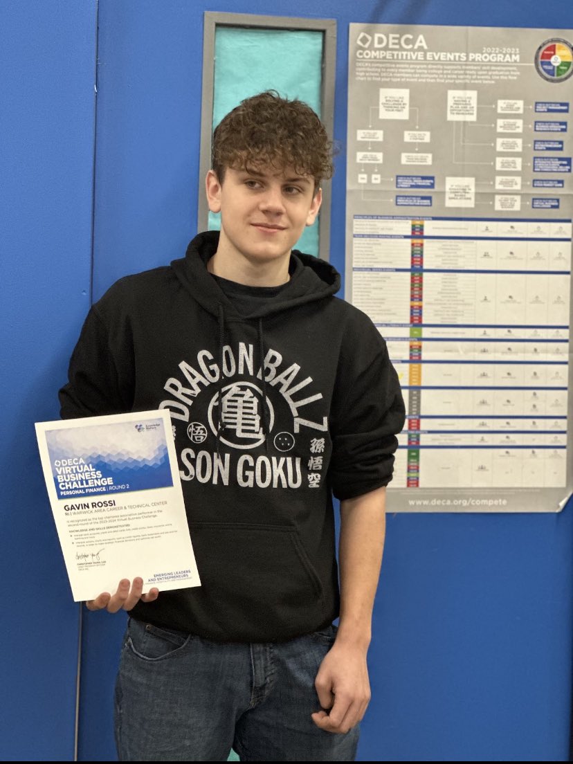 WarwickCTC's tweet photo. The Business Academy of Marketing &amp; Management recently competed in DECA &amp; Knowledge Matters Virtual Business Challenge. Gavin Rossi is recognized as the top chartered association performer in the 2nd round of the 23-24 Virtual Business Challenge. Congrats Gavin!  #warwickctc https://t.co/T9D9m5Xckm