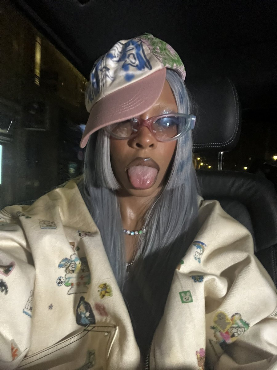 riconasty's tweet photo. ARINTINTIN OUT NEOOWWWW https://t.co/GUkbDXi1ve