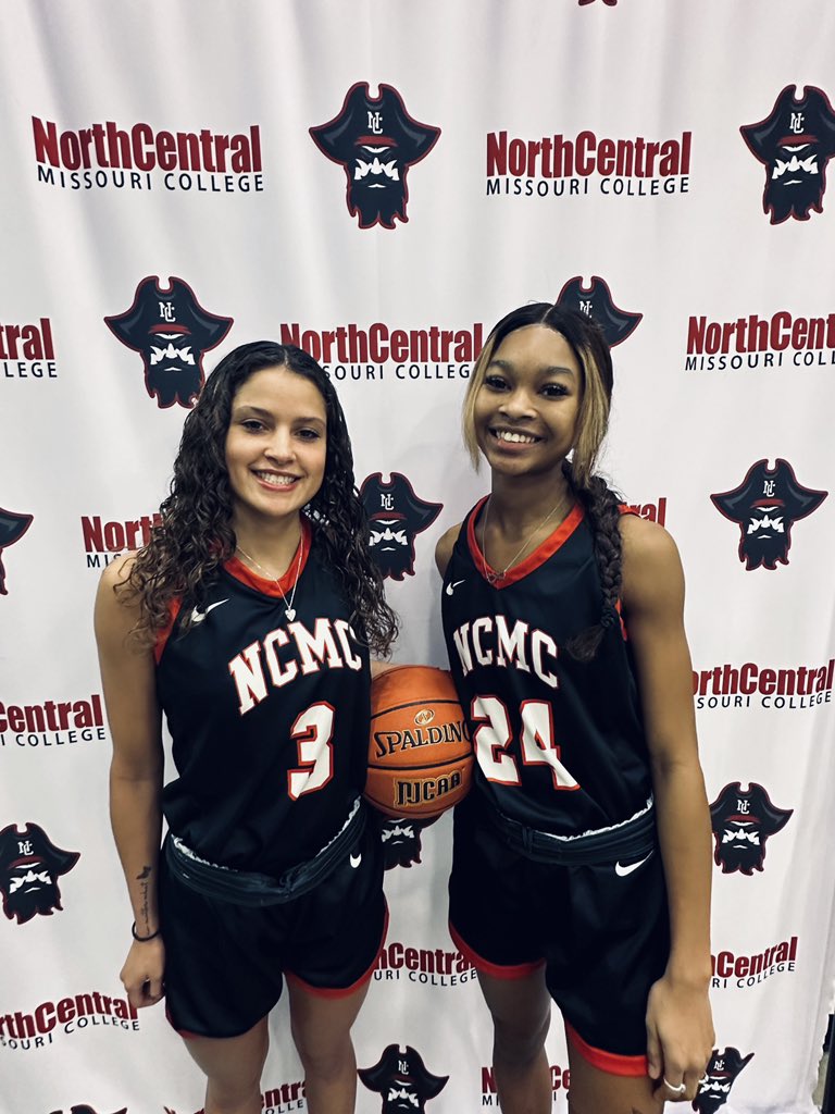 ByrdTalicia's tweet photo. After a great conversation with coach @CoachCroyNCMC  we are blessed to receive an offer from @NCMCAthletics ❤️🖤 https://t.co/a6wtwcO9Yt