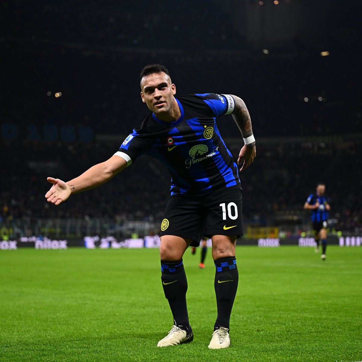 SiaranBolaLive's tweet photo. Inter 2024 
11x Menang Beruntun 
8x Cleansheets
29 Gol
4 Kebobolan
Top SerieA 12 Point dari Juventus!
16 Besar UCL Leg1 Win

Inter 2-1 Verona 
Monza 1-5 Inter 
Inter 3-0 Lazio
Napoli 0-1 Inter
Fiorentina 0-1 Inter
Inter 1-0 Juventus
Roma 2-4 Inter 
Inter 4-0 Salernitana
Inter 1-0 Atletico Madrid
Lecce 0-4 Inter
Inter 4-0 Atalanta