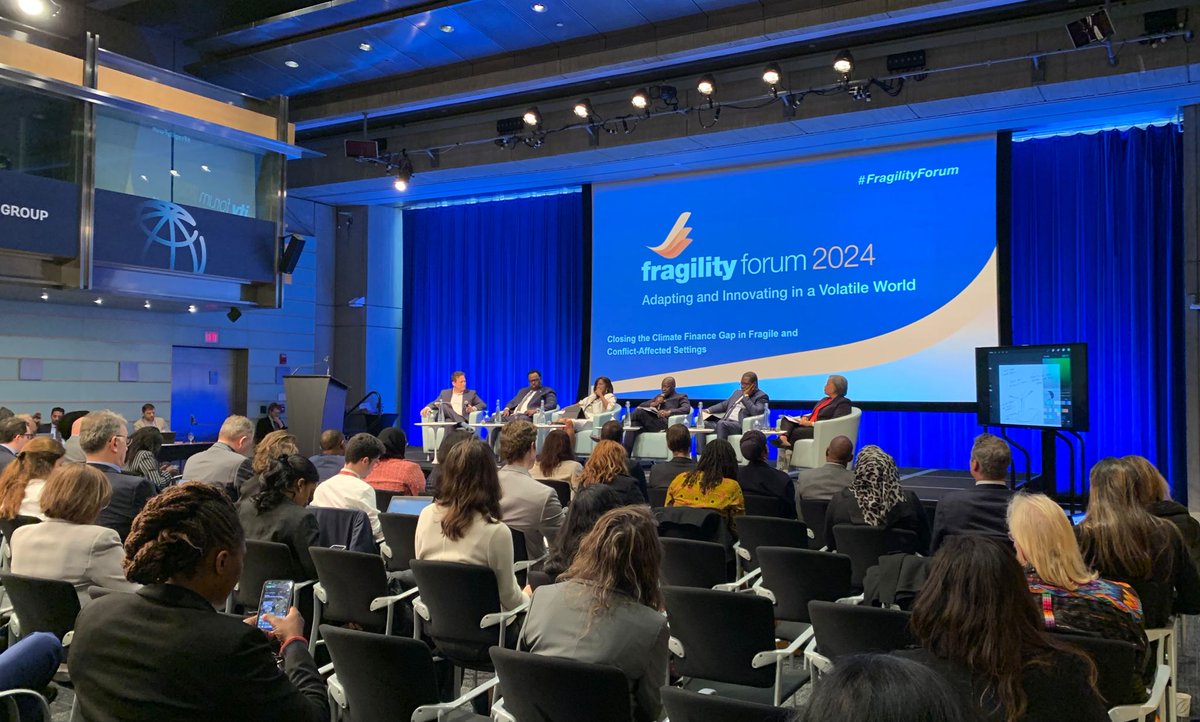 ousmane_diagana's tweet image. .@WorldBank remains a strong ally to conflict-affected countries in the fight against climate change. @WBG_IDA is pivotal in boosting resilience &amp;amp; adaptation, helping nations navigate climate finance. United, we can advance solutions &amp;amp; support the most vulnerable. #FragilityForum