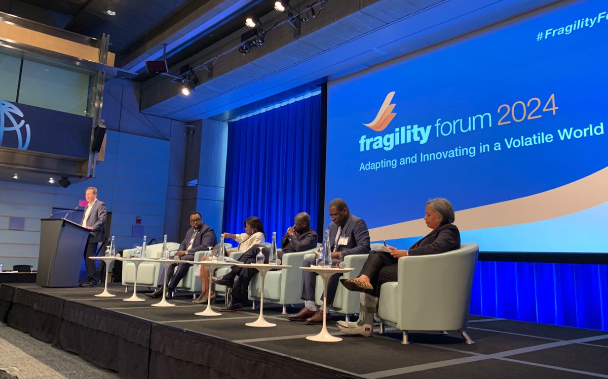ousmane_diagana's tweet image. .@WorldBank remains a strong ally to conflict-affected countries in the fight against climate change. @WBG_IDA is pivotal in boosting resilience &amp;amp; adaptation, helping nations navigate climate finance. United, we can advance solutions &amp;amp; support the most vulnerable. #FragilityForum