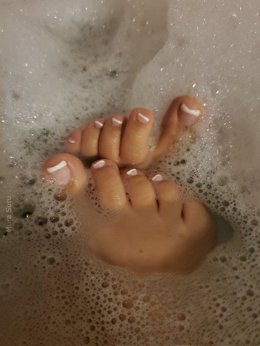 My very first classic French ever, because when you pay for my pedi you get to choose the polish 😊💖 https://t<a href="/tag/exxxotica"class="tags"><span>#exxxotica</span></a><a href="/tag/exxxoticanj"class="tags"><span>#exxxoticanj</span></a>