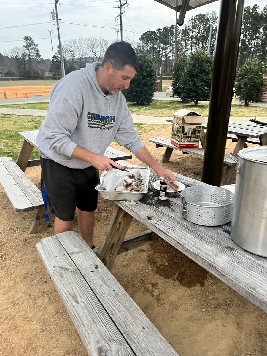 LeaderLockhart's tweet image. #BlackHistoryMonth  event @CulbrethCougars happening now! Coach Knight, AD Dixon, Mr. Scott and friends of Culbreth doing what they do best, taking care of business and people! #unity #learn #celebration