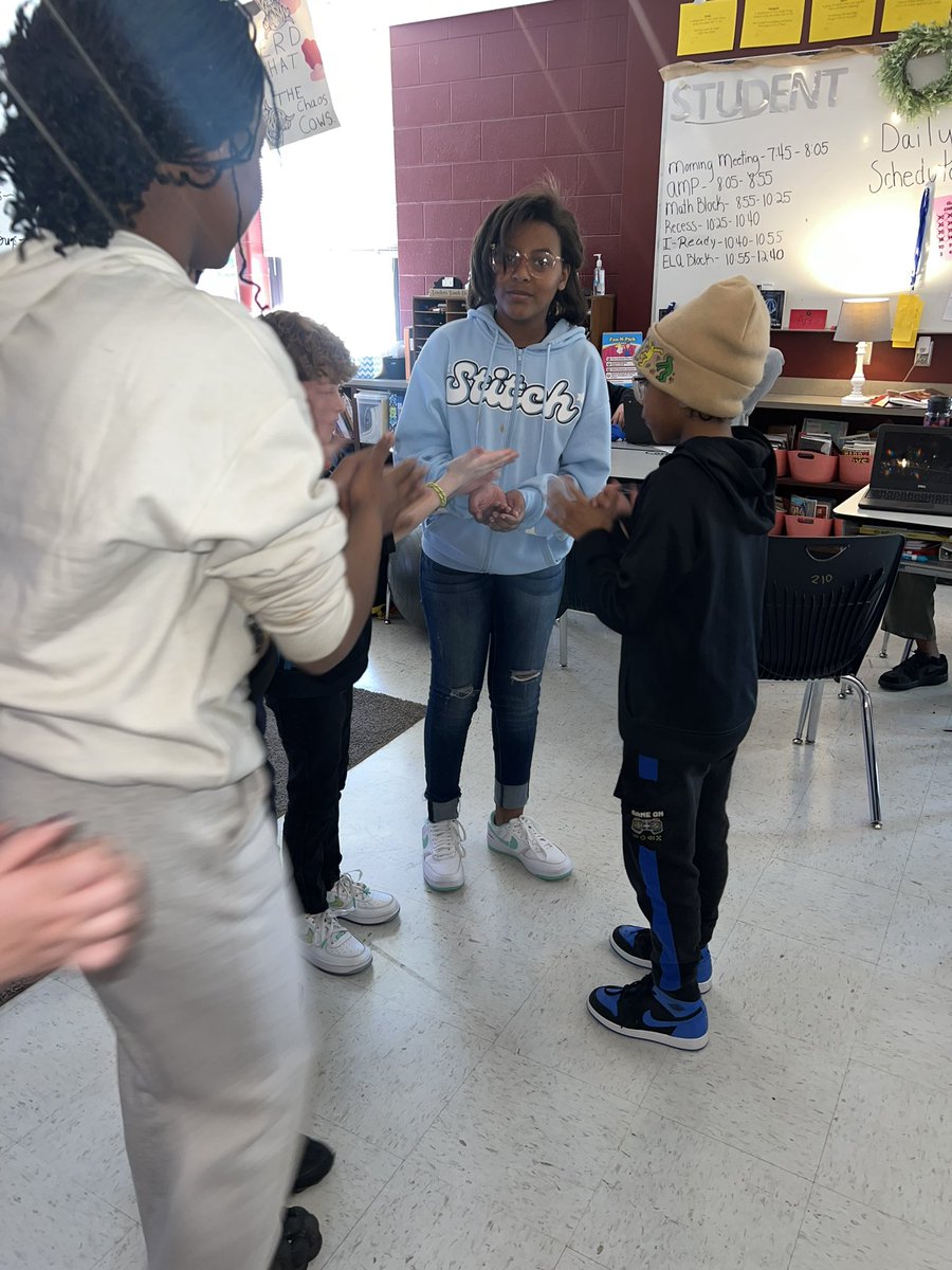 Whitney Estill tweet media