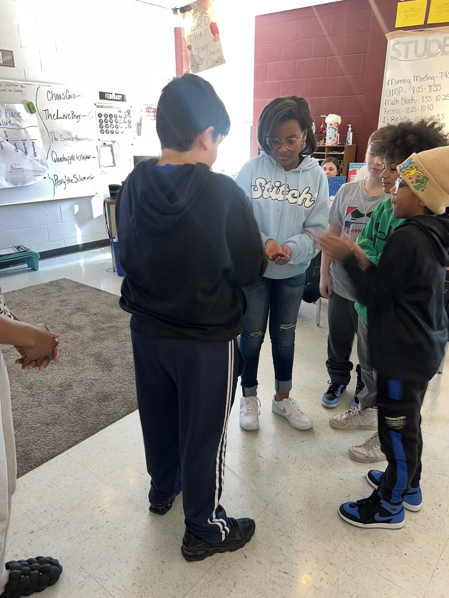 Whitney Estill tweet media