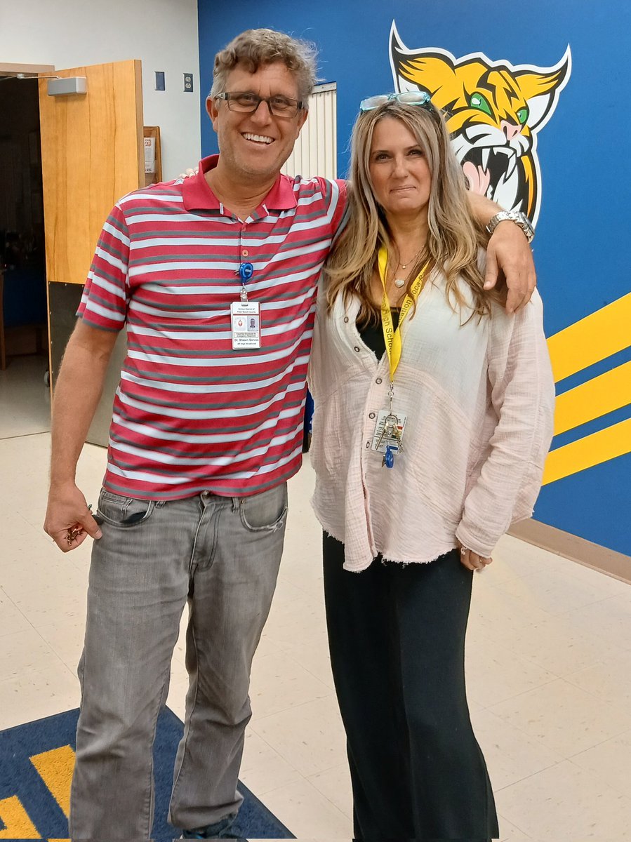 ACEofBocaHigh's tweet image. Wear Pink Day to support Unity, Diversity, and Inclusivity. Also, Ms. Sophies' Birthday in Level 4 Adult ESOL. Way to go everyone! @servos #WearPinkDay #AdultEdMatters #HappyBirthdaySophie