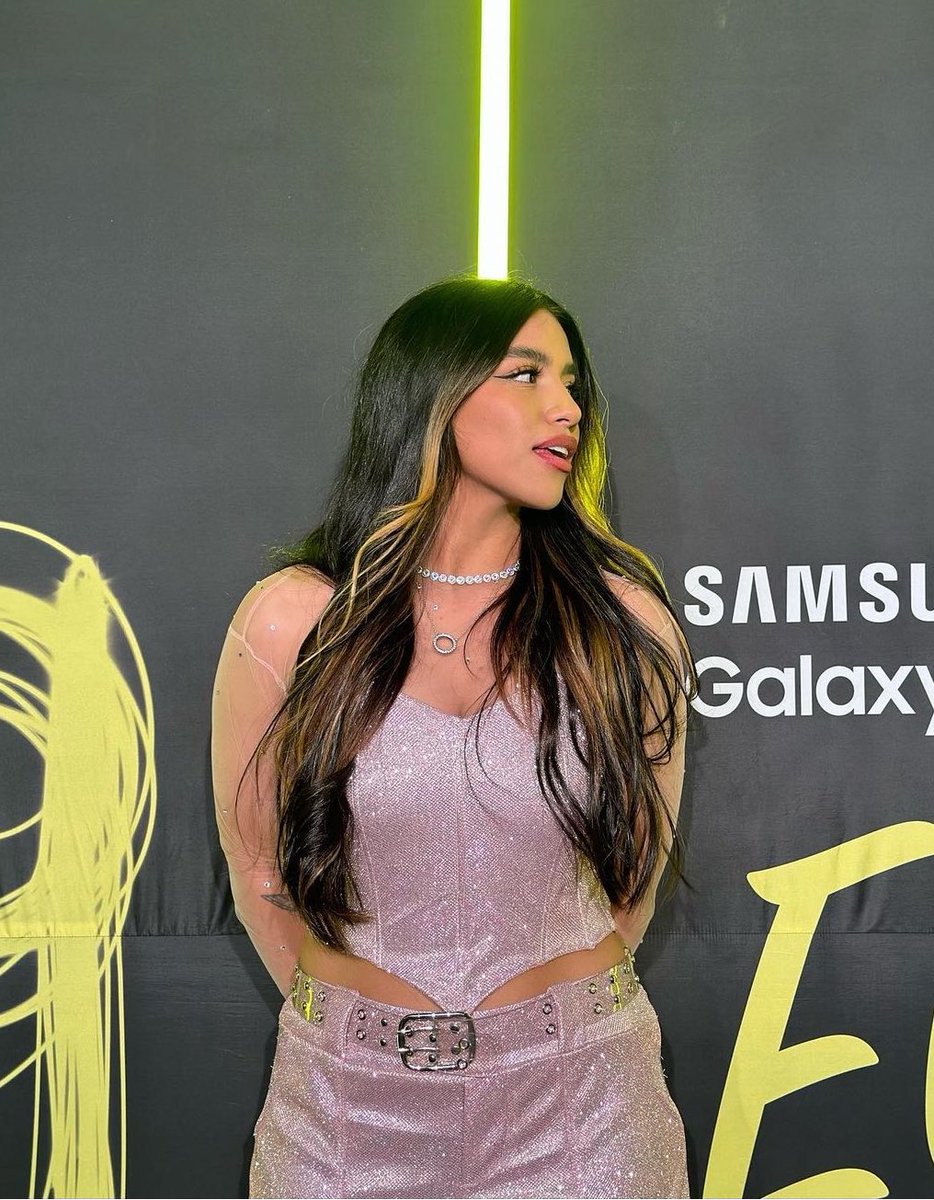 martiamaa's tweet photo. abro hilo sobre la próxima Influencer creadora de contenido y próximamenre cantante Valeria Ramírez Martínez mejor conocida como la @hisoyvaleria_ 🩵 https://t.co/kbbFypYiyP