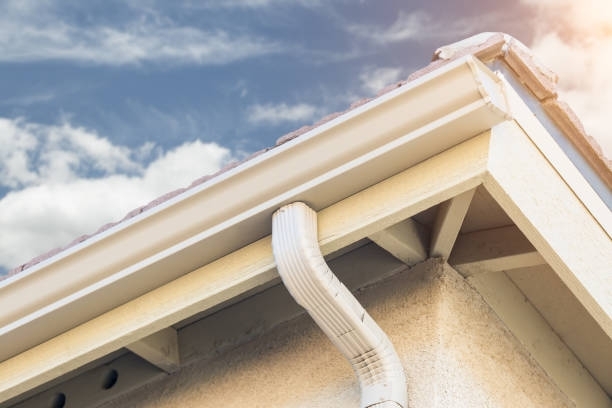 Seamless4Abc's tweet image. Keep your home looking its best with ABC Seamless Super Store&apos;s seamless gutter systems – designed to channel water away from your property, our gutters prevent water damage and foundation issues, ensuring long-term structural integrity. Call now! bit.ly/3ytxDS6