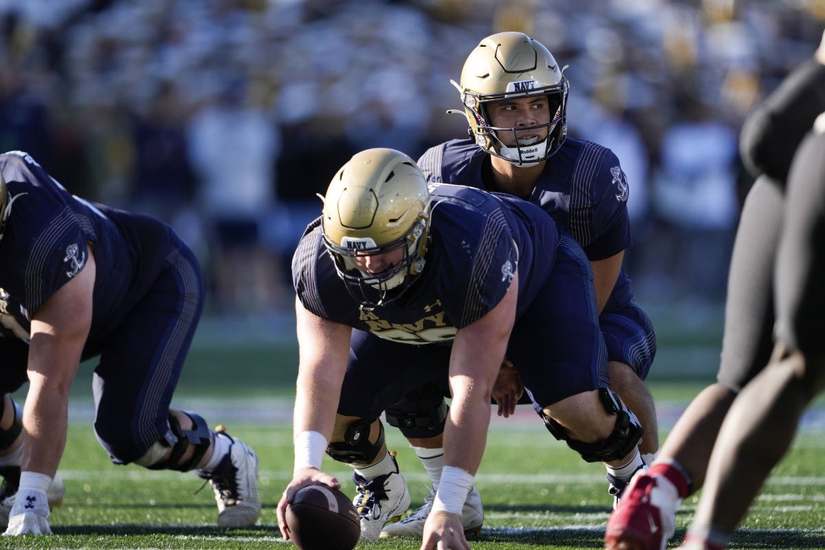 #AGTG Blessed to receive an offer from Navy. @NavyCoachYo @CoachAGraham @CoachMorsey @JRConrad64 @RecruitTheO @adamgorney @samspiegs @MohrRecruiting @GregBiggins @Bdrumm_Rivals @SWiltfong247 @Josh_Scoop @ParkerThune #GoNavy #RollGoats #TMRollsDeep