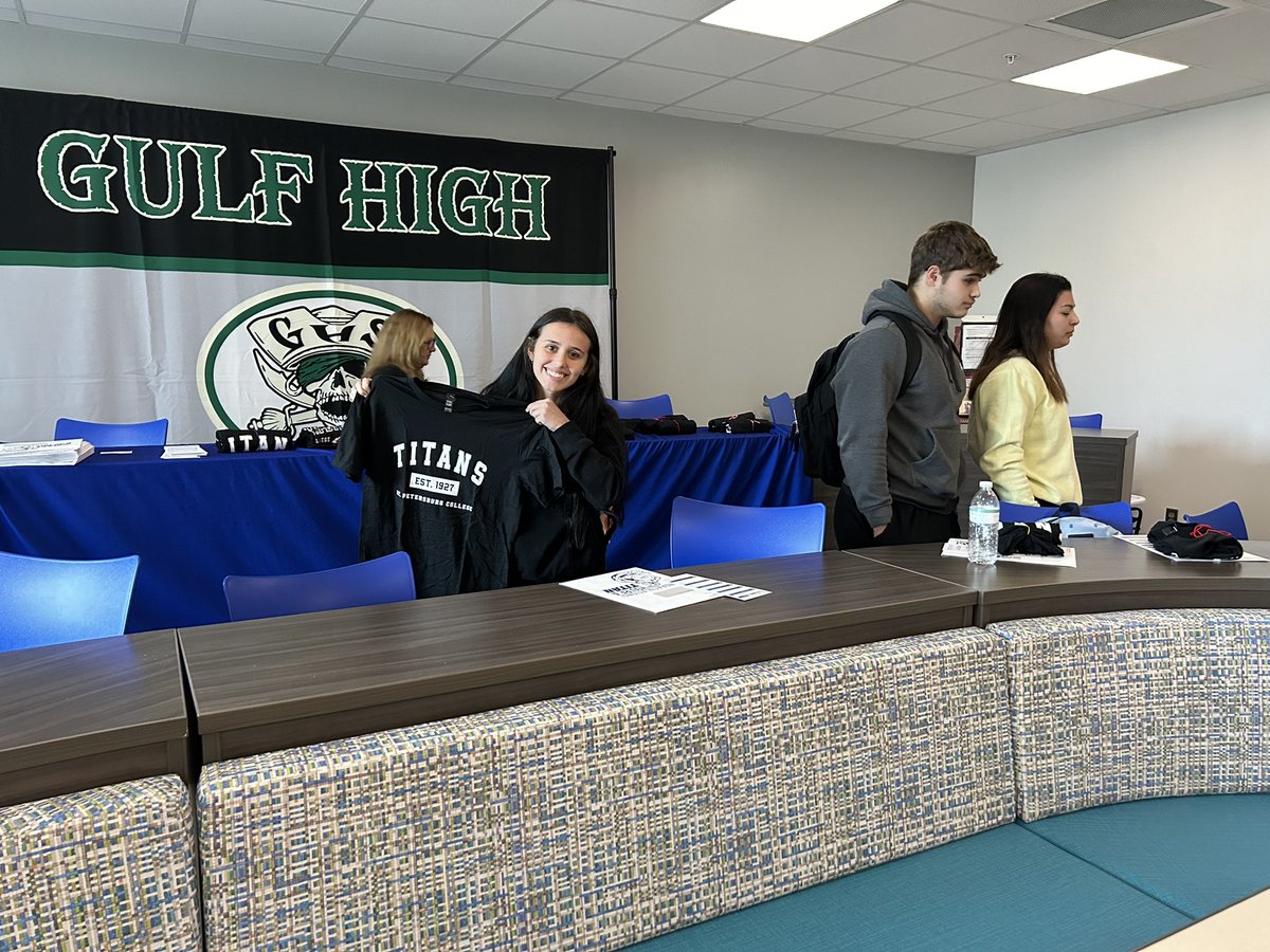 Next Stop, SPC! @GulfHSPrincipal <a href="/PascoAVID/">Kristin Ingold</a> <a href="/MsMazGHS/">Amy Maz</a>