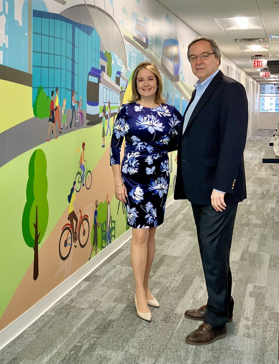 Penalosa_G's tweet photo. #UrbanHealth #ShareLearn
Full day in Miami hosted by superb @AileenBoucleTPO Exec. Dir. Miami-Dade Transport Plan. Org. Attended media, met w Stacy Miller Sec. Transport District. 6, walked gorgeous Underline w. its creator Meg Daly, used multiple public transit. https://t.co/nFUIoCMou1