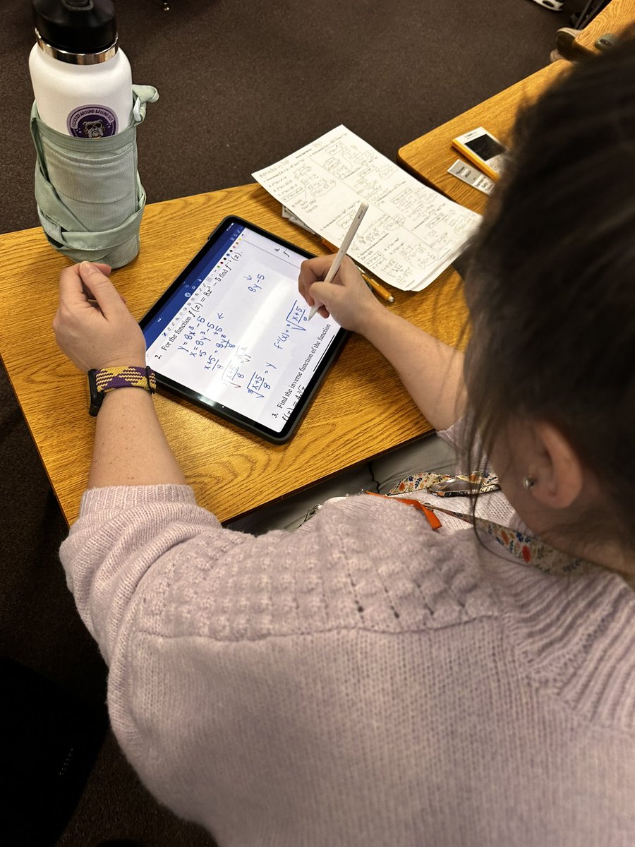 cdearman_82's tweet photo. In my Algebra 2 class today we did another Socratic seminar while practicing our inverse equations for our quiz tomorrow. Low tech. Students teaching students. Collaboration. Engagement. @Midland_ISD @AcademicsMISD @DrSDHoward @sdtorres @jennifers121212 https://t.co/icBbJKu50V