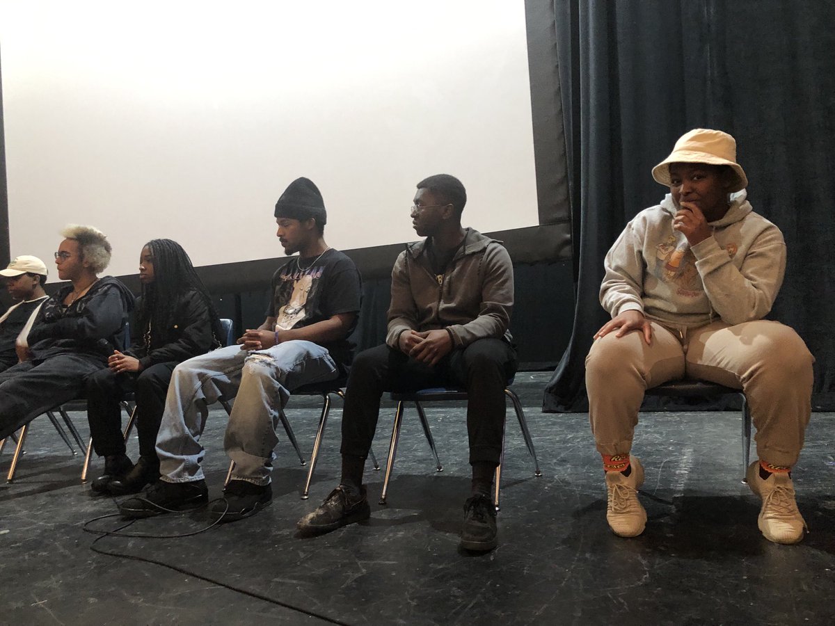 MAC Blacks Black: MAC student panel show courage while sharing their truth with peers, teachers, and classmates! Wonderful moments of sharing and engagement👍🏼😀🙏🏽 ⁦@macstudentmedia⁩