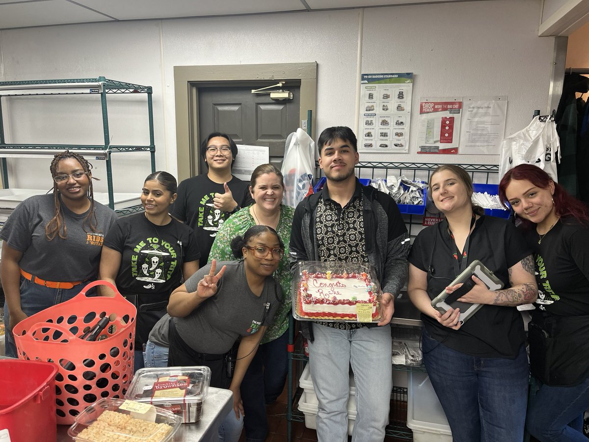 Acorkill (@acorkill2) on Twitter photo Welcome Rene as the newest MID in the Kouzmanoff area! You passed your validation with flying colors! Can’t wait to see you #chilisgrow! <a href="/ckouzmanoff1/">Courtney Kouzmanoff</a> <a href="/NicholasBPaxton/">Nicholas Paxton</a> Welcome Rene as the newest MID in the Kouzmanoff area! You passed your validation with flying colors! Can’t wait to see you #chilisgrow! <a href="/ckouzmanoff1/">Courtney Kouzmanoff</a> <a href="/NicholasBPaxton/">Nicholas Paxton</a>