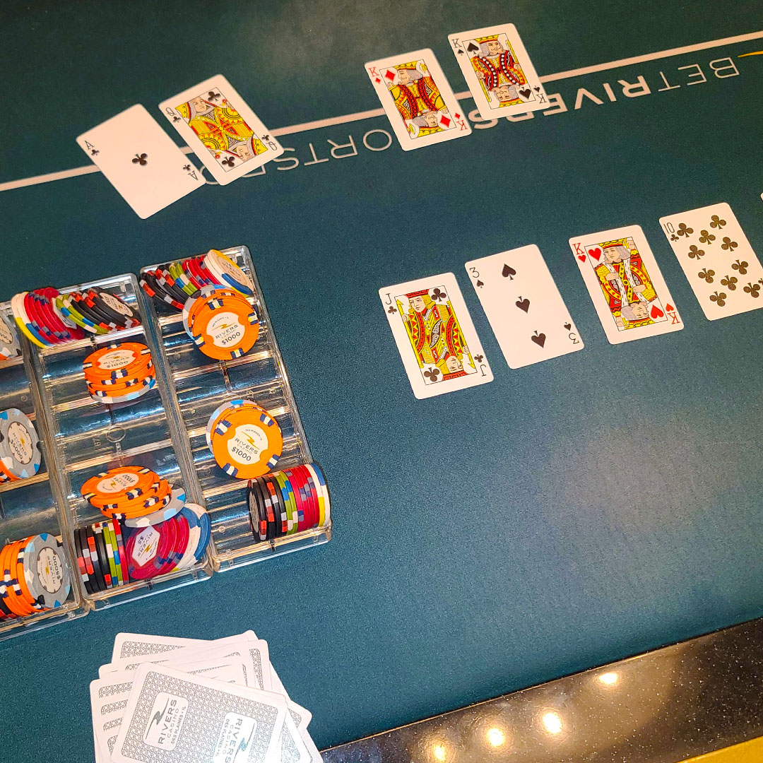 Congratulations to the lucky guests who triggered the Bad Beat Jackpot on Saturday, February 24 for a total prize amount of $265,220! 💰🤑 bit.ly/3LAXP3G