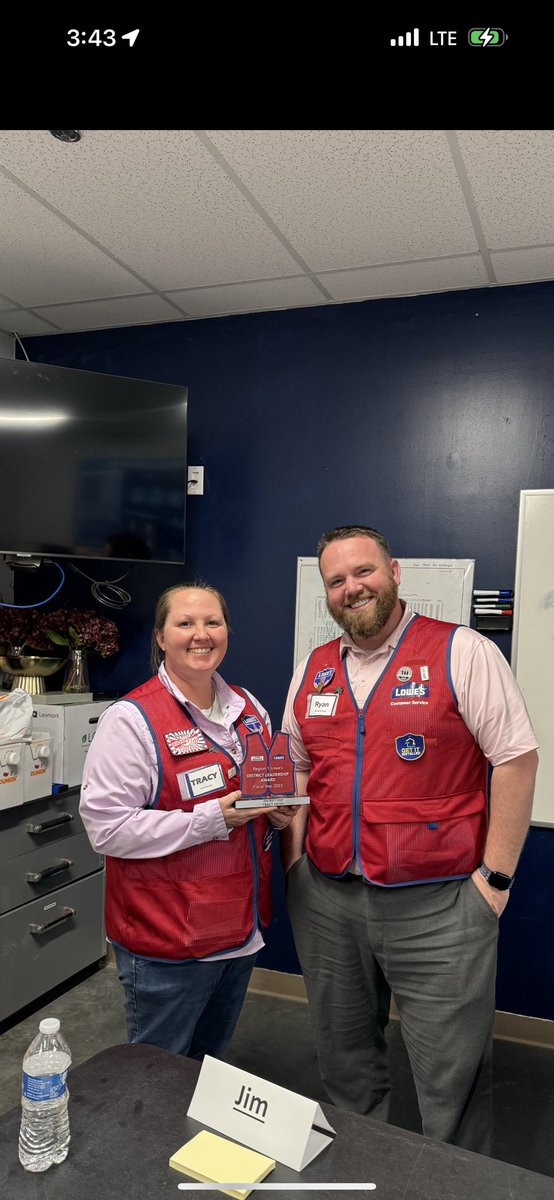 Tracy Keyes tweet media