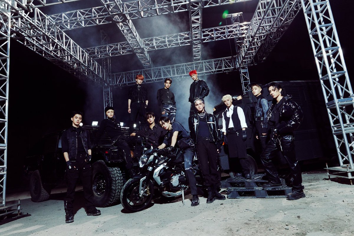 [#더보이즈 뉴스] 더보이즈, 3월 18일 컴백... '판타지' 시리즈 장식 [공식]

#THEBOYZ
<a href="/IST_THEBOYZ/">더보이즈(THE BOYZ)</a>

naver.me/FqixHJZA