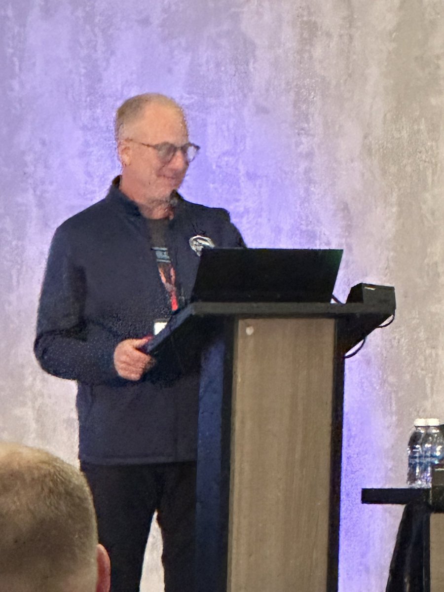 Incoming @WesternTrauma President Rick Miller announcing the most important item at the Business Meeting - next year we’re going to @WhistlerBlckcmb ! #WTA2024 and #WTA2025 #FellowshipOfTheSnow