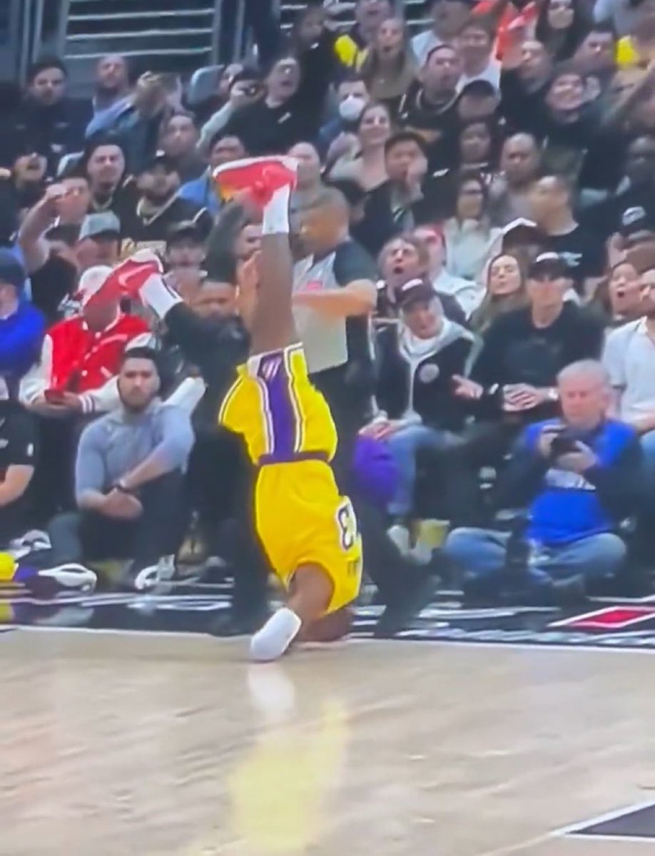 RTNBA's tweet photo. Lakers fans everywhere right now https://t.co/KVAvf07Uef