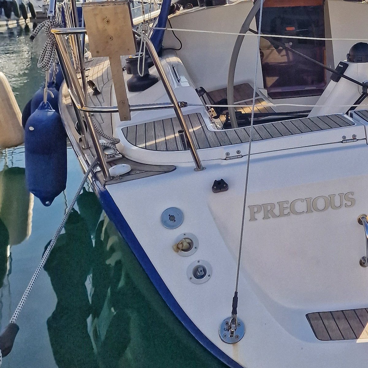 hir3sailstrong's tweet image. youtu.be/Iz-8CSa9xj8?si… #boatnames