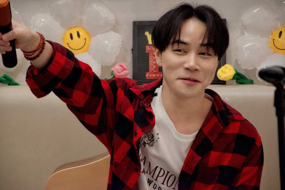 PemigaTana's tweet photo. May you always see the love and affection around you.🥰🌳♾️🧡
#fol2est #AlanPa #THE7_TH #THE7 #THE7_STORY #HAPPYPADAY
#LostInForest #HBDtoAlanPa https://t.co/4mUmnRELmK