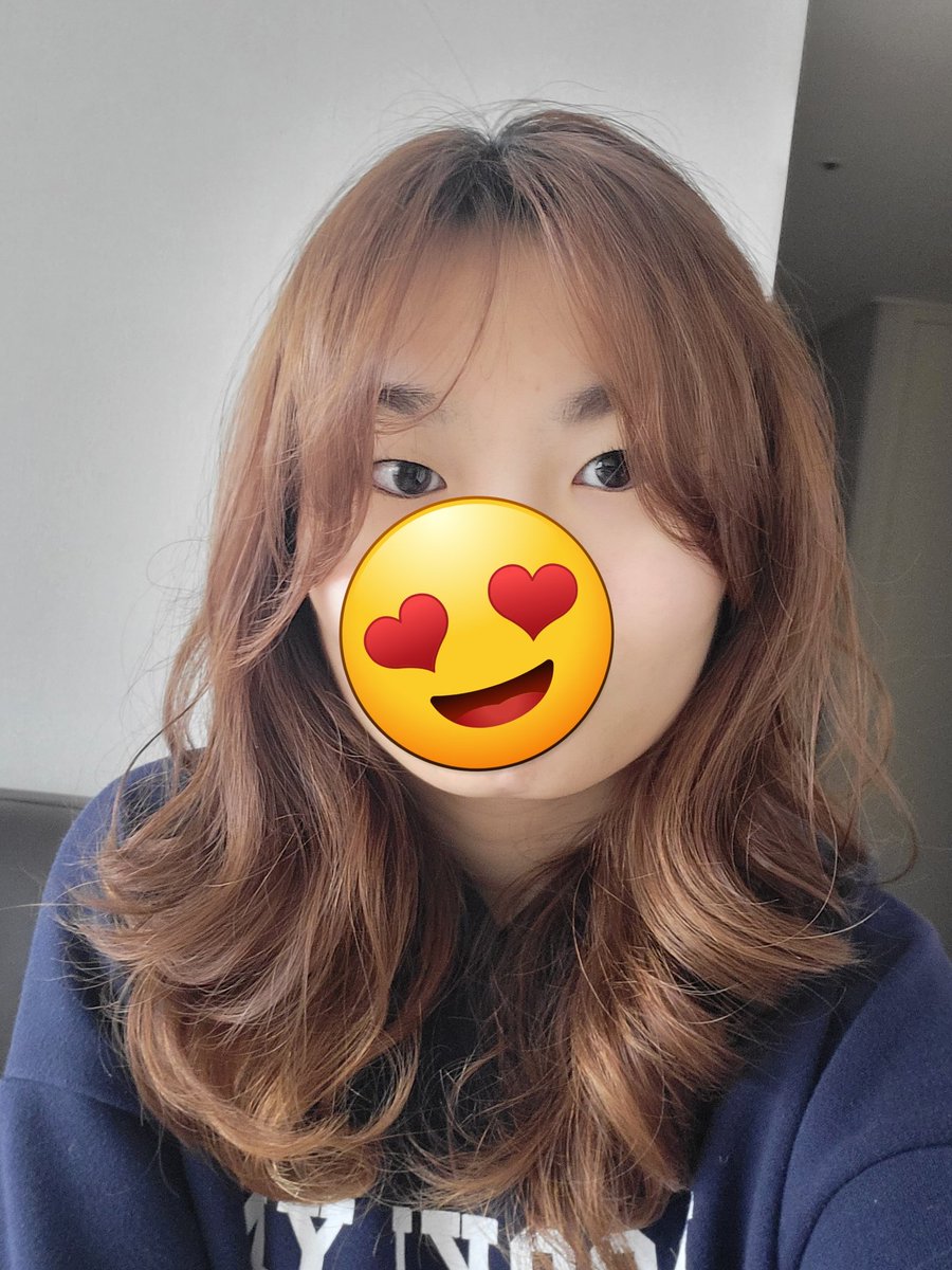저 오늘 미용실가서 헤어 스타일링 바꿨어요오