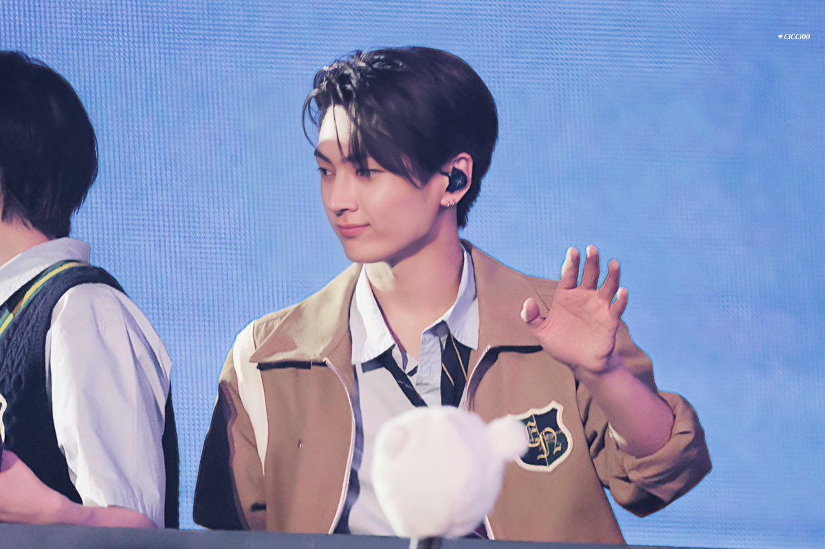 240225

HD

#EN_WORLDTOUR_FATEPLUS #FATEPLUS_IN_SEOUL
#ENHYPEN #엔하이픈 #エンハイプン 
#JAY #제이 #ENHYPEN_JAY #엔하이픈_제이  #ジェイ
<a href="/ENHYPEN_members/">ENHYPEN</a>