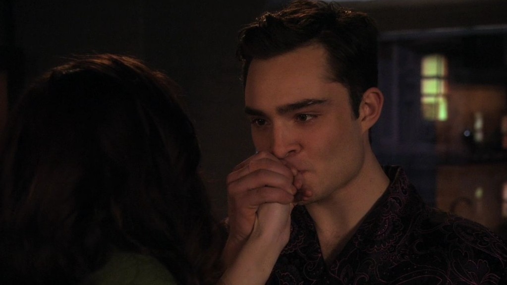 Raeflora1's tweet photo. they did!! it's chuck bass!! 🥺🥺 https://t.co/aif20A2Ayx