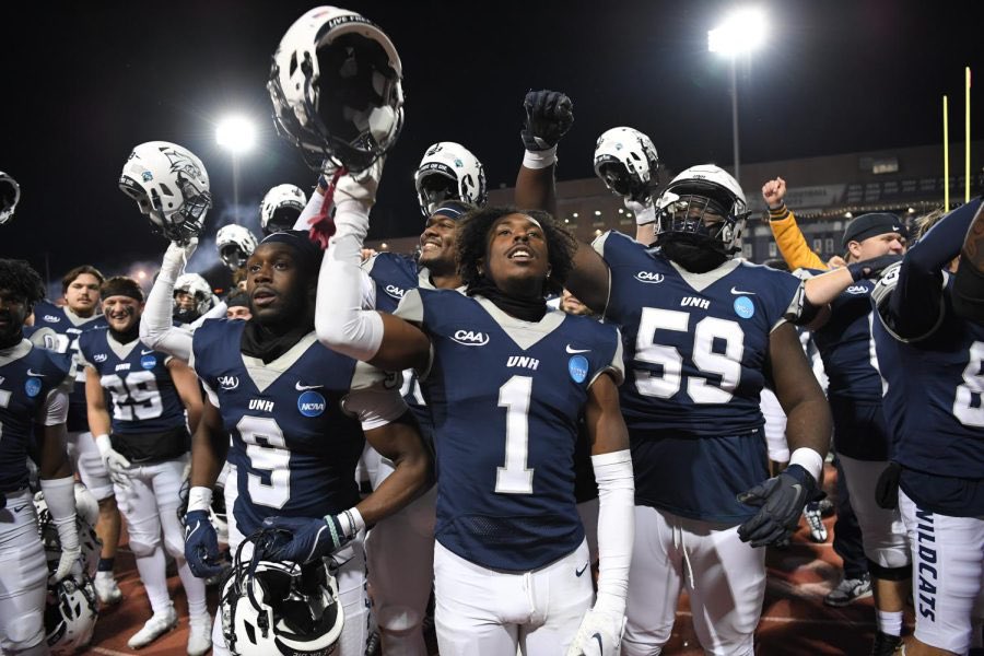After a great conversation with @CoachScottJames I am blessed to receive my first division 1 offer from University of New Hampshire. @Coach_Carrezola @rwsantos2 @cmajors55 @CoachSexton16 @glenallenfb