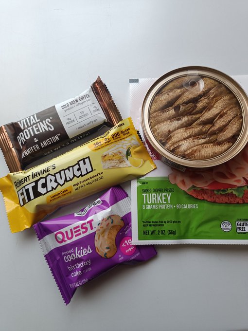 Rate my post workout protein snack https://t.co/fkdM6KAJ2r<a href="/tag/calendargate"class="tags"><span>#calendargate</span></a>