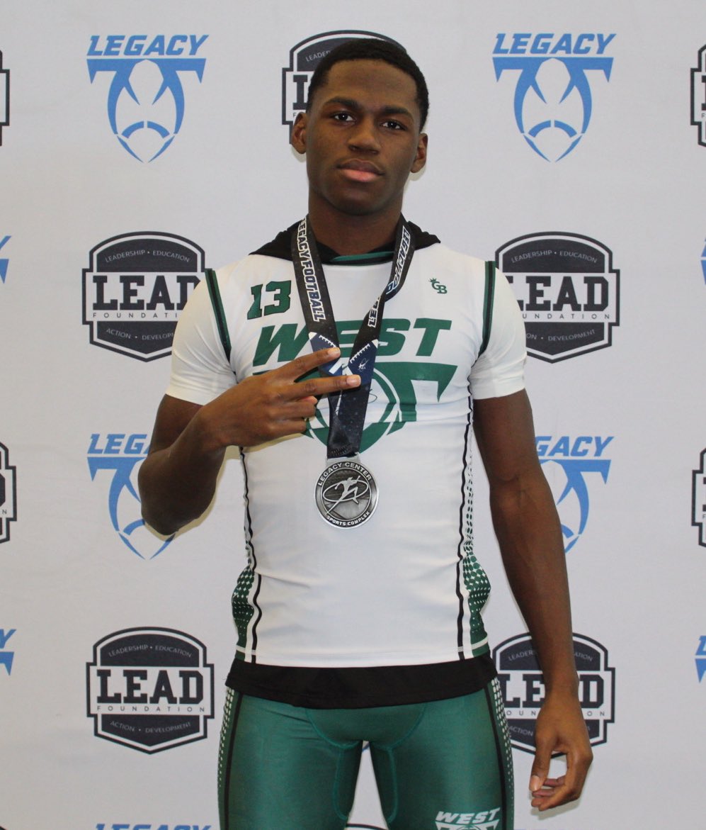 LegacyMI_FBall's tweet photo. 🏅Legacy 7v7 Statewide High School Season MVPs🏅

West White
Off: Christopher Murphy-Ware - WR - East Kentwood - 2025
Def: Matt Toole - DB - Grand Rapids Northview - 2024

@Legacy_Recruit @LegacyWestMI 

#legacy #jointhemovement https://t.co/GE3uoVLAIk