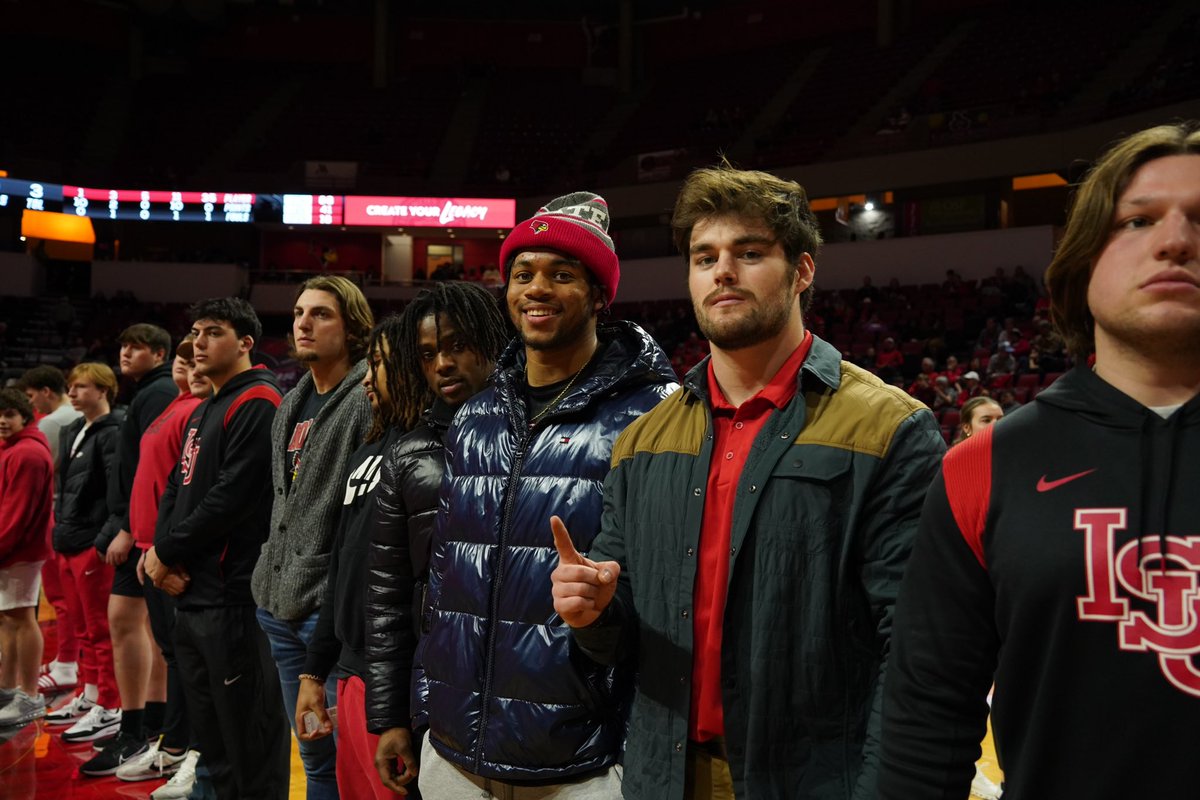 RedbirdFB's tweet photo. Awesome night to recognize our honor roll members at halftime of the @Redbird_MBB game! https://t.co/f79eLv68Kr