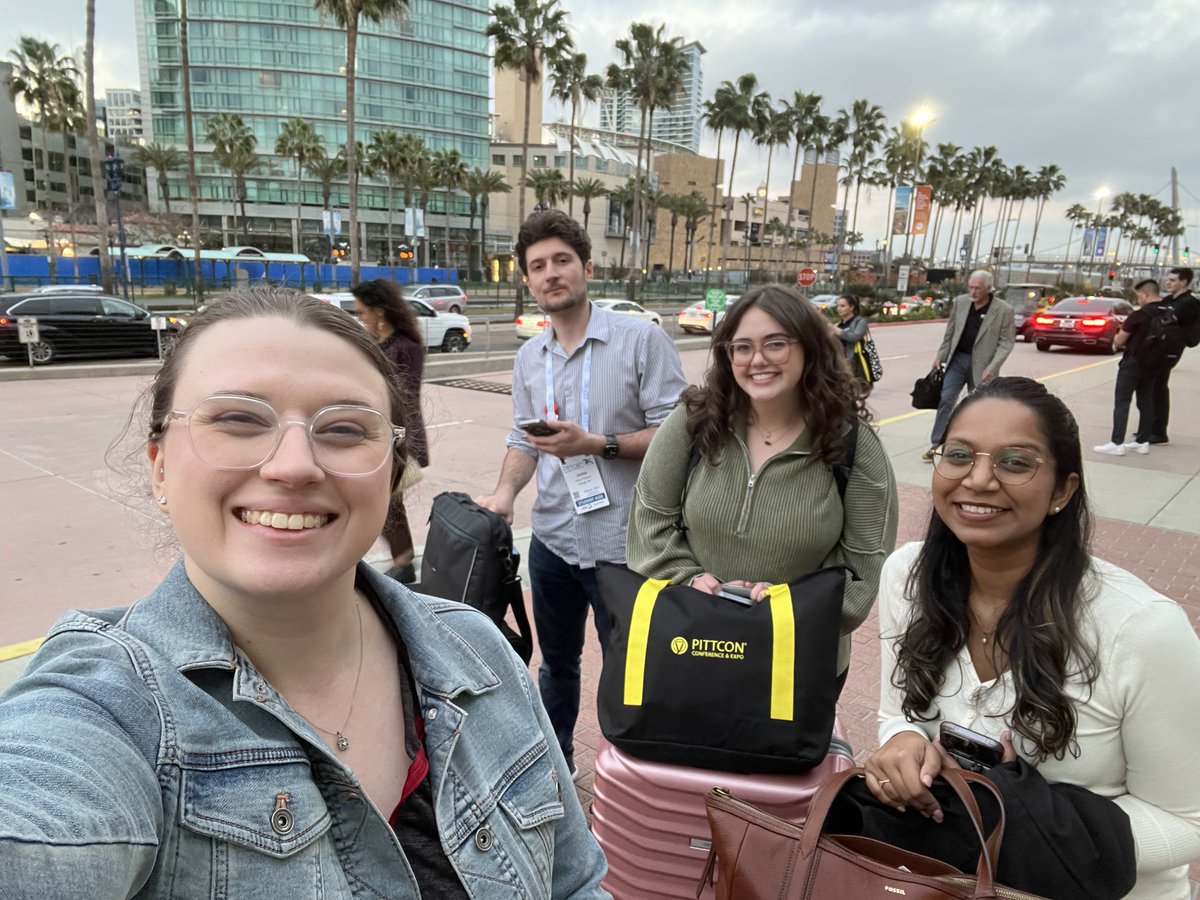 SombersLab's tweet photo. #PittCon24 is a wrap!  @_chathuri_ , @JovicaTodorov1, Jenna Berger and @Kalynn_mckenzie all gave beautiful talks - they killed it! 💪#CURRENTlyslaying, #somuchPOTENTIAL https://t.co/zWcXhNQROv