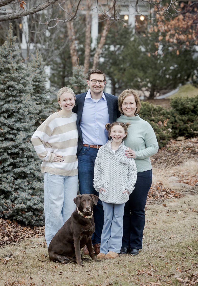 My name is Rachel Bohman. I’m a former assistant county attorney, a former Rochester Township board member, and most importantly, a mom to two daughters. I am so excited to share my candidacy for Congress as a DFLer in Minnesota’s 1st District. (1/4)