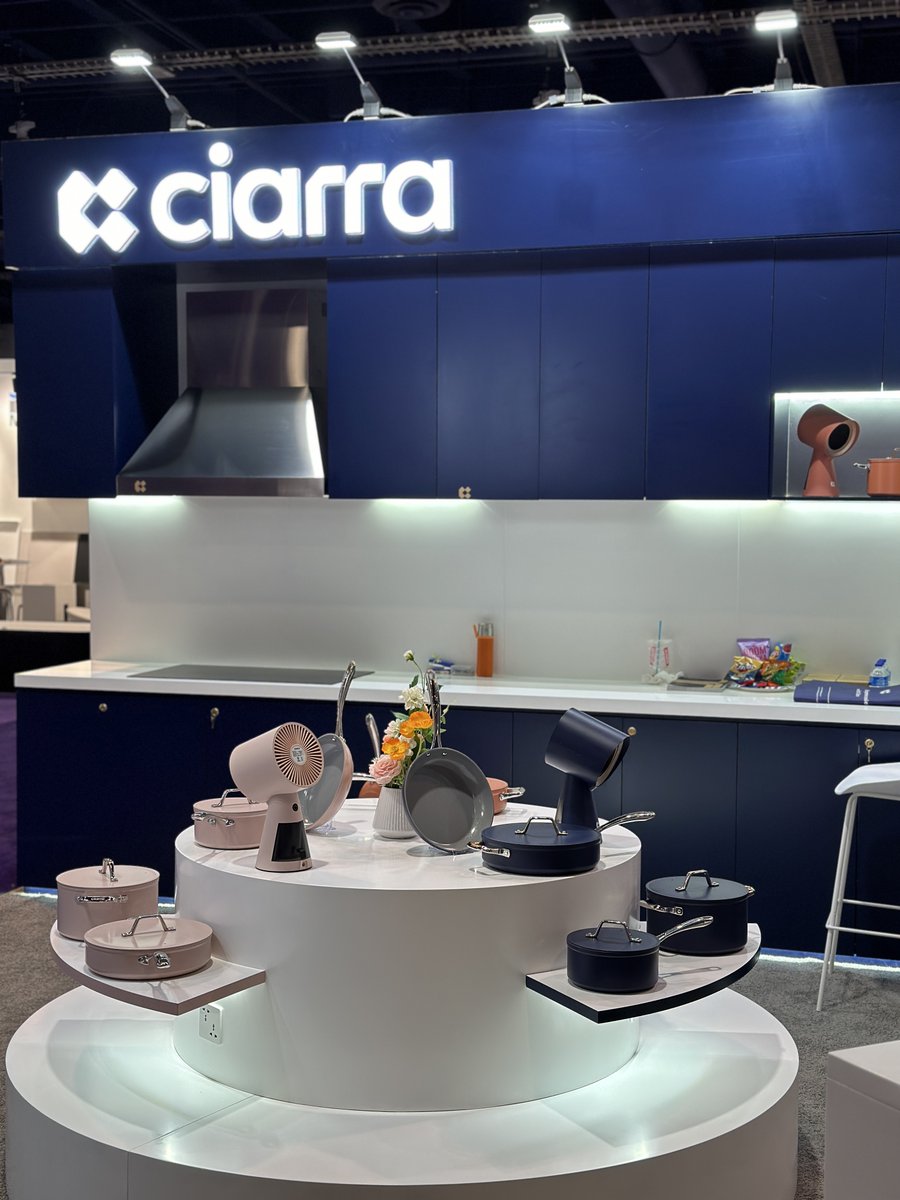 CIARRAbrand's tweet photo. Waiting for ya'll⌚
@kbis
#KBIS2024 #ciarra #ciarraappliances #onedaywithcairra https://t.co/UuvJyIbPOq