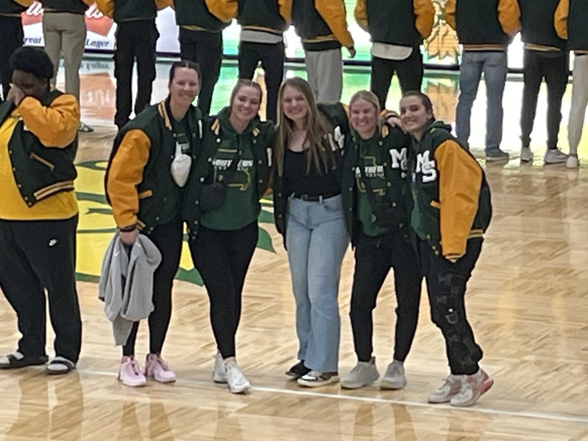 MSSUSoftball's tweet image. Congrats to our newest letter jacket winners!!