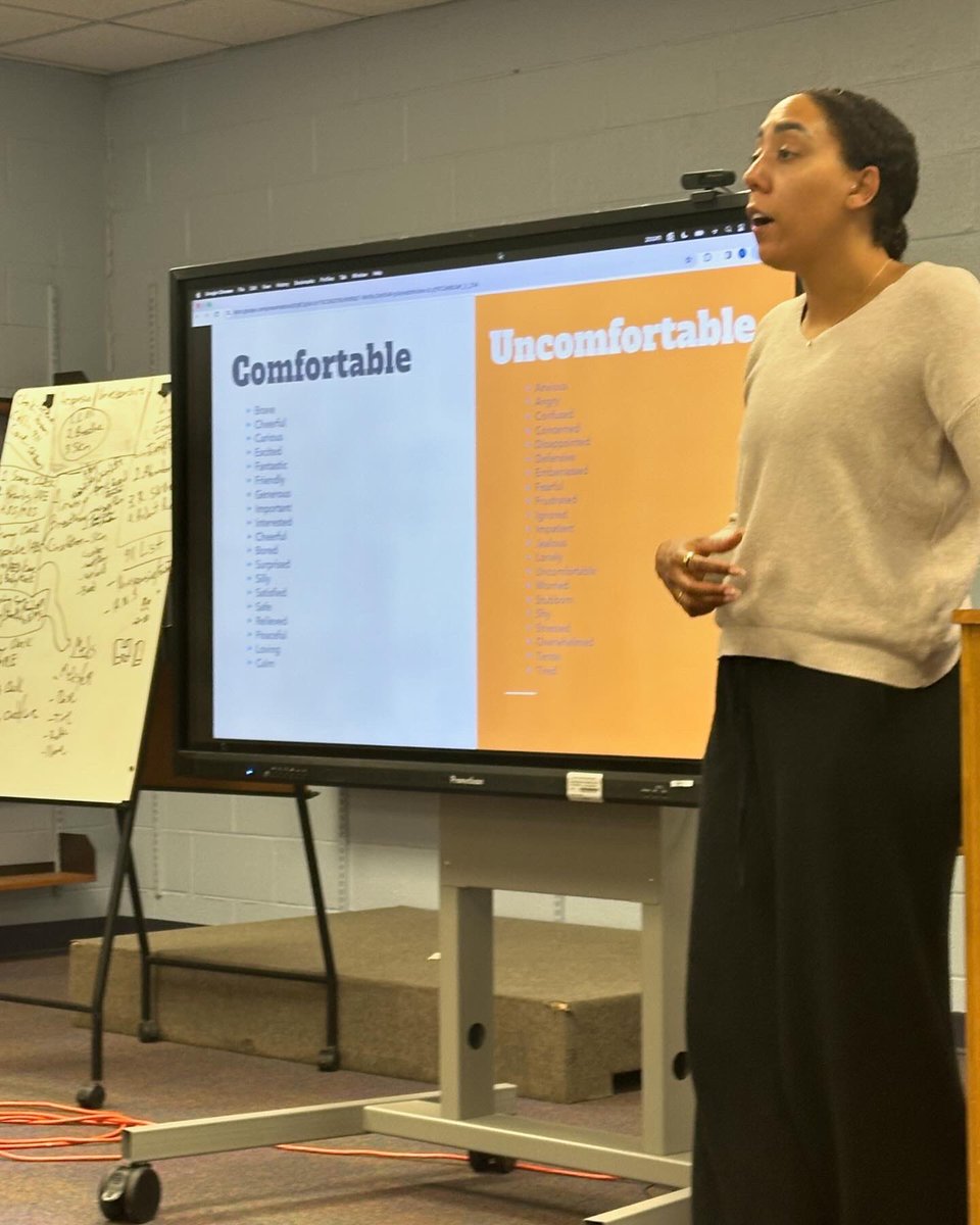 silvana_cyc's tweet photo. Thank you @fiftyforfree for your generosity & support in organizing our February workshops on financial literacy, mental health & holistic medicine. @tdsb.dss Ss we’re grateful for the opportunity & knowledge. #communitypartnersmatter @ChezDominique @DomenicGiorgi @TDSB_CYS https://t.co/AVSSrsQ2qU