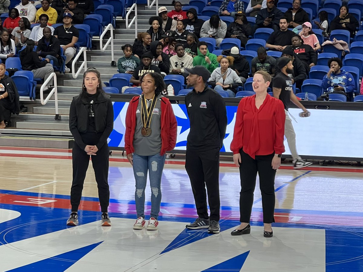 Great doubleheader this evening celebrating @UWG_MBB Seniors and @UWGTrack T’oni Birden! #weruntogether #weareone #gowolves #gowest