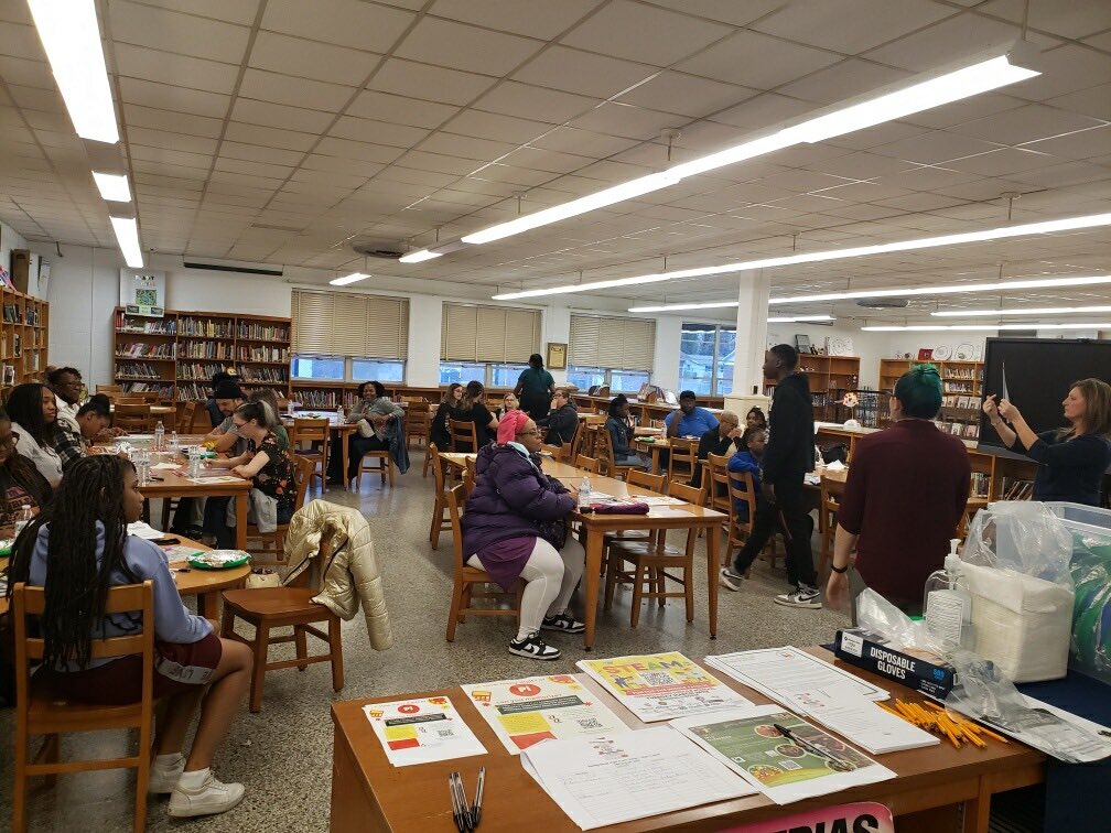 BINGO Night at Waters 💙🤍 <a href="/yvettepierce51/">@vettypee</a> <a href="/mzamoreburden28/">Maurita L. Burden</a> <a href="/WMS_Liaison/">Velverlee</a> <a href="/PortsVASchools/">Portsmouth Schools</a>