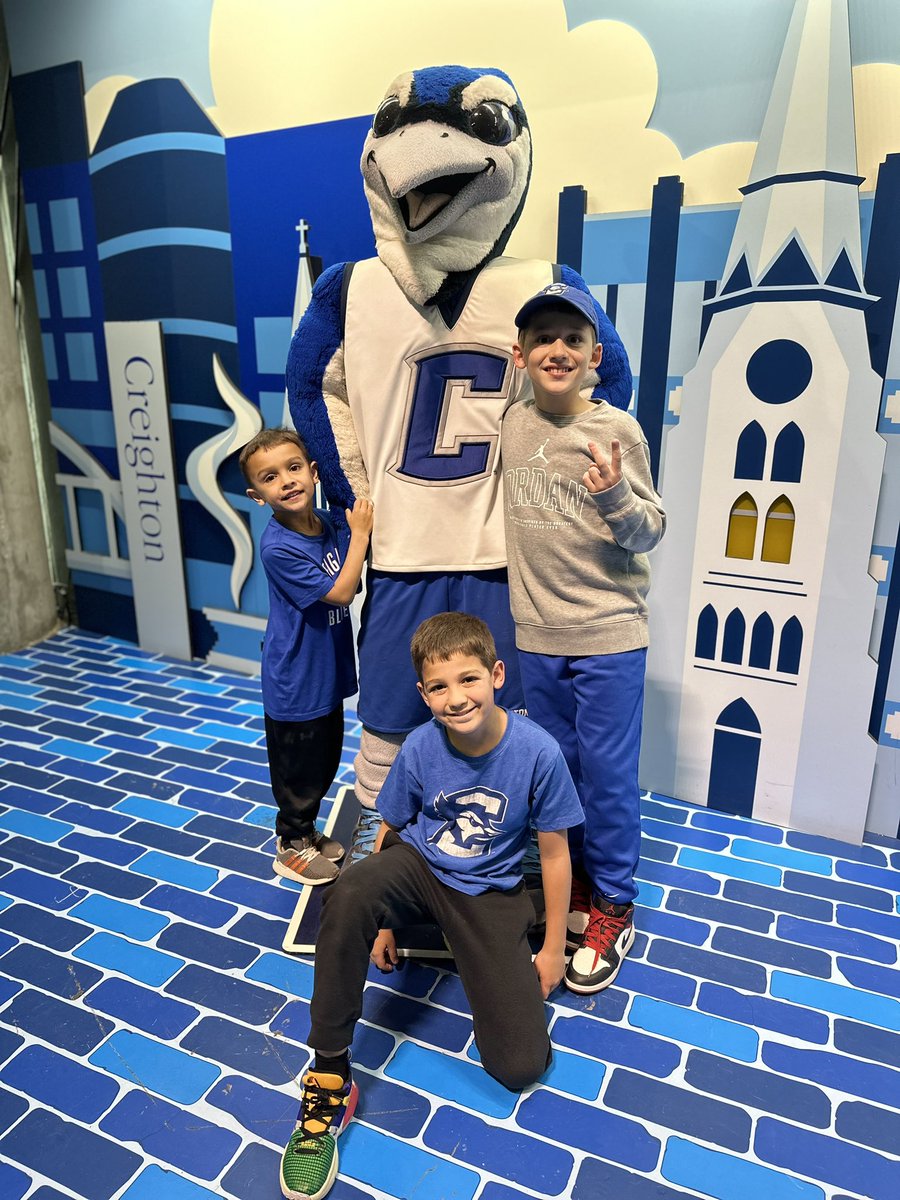 StephPoots's tweet photo. #GoJays https://t.co/RNOiCCv3ly