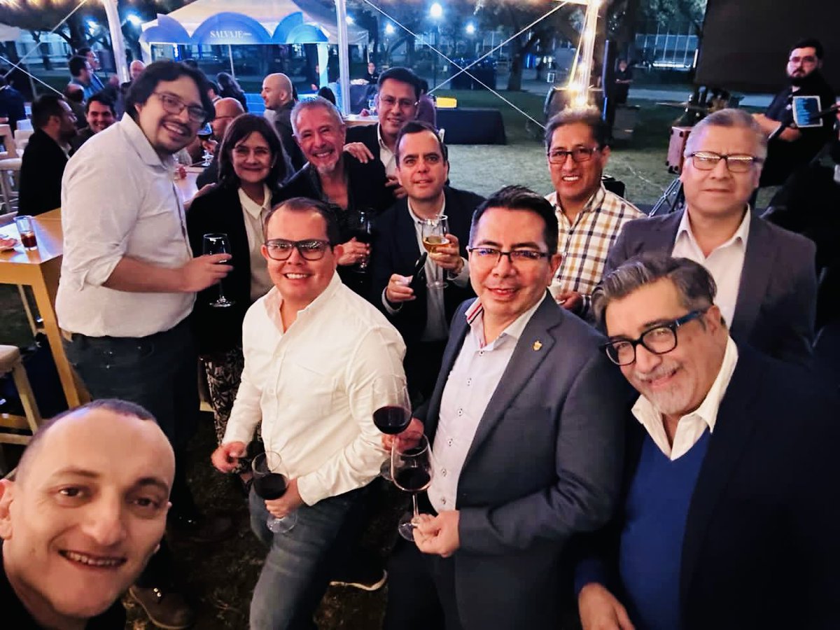 Beto Ochoa-Ruiz tweet media