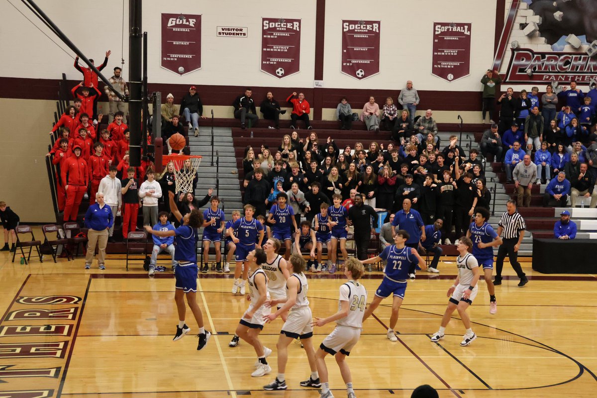 PlnwellSchools's tweet photo. Congratulations to the PHS Varsity Boys Basketball team on their 46-44 victory over Otsego in District Semifinals tonight! WAY TO GO, TROJANS - PLAINWELL PRIDE! 

Next up, the team will compete in District Finals against Paw Paw on Friday (3/1) at 7:00 PM at Parchment HS. https://t.co/Eh6zWjtJLa
